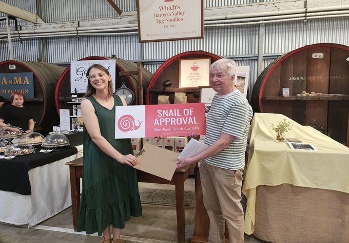 Committee member Rick presented one of our recent Snail of Approval recipients, Wiech's Barossa Valley Egg Noodles Committee member Rick presented one of our recent Snail of Approval recipients, Wiech's Barossa Valley Egg Noodles